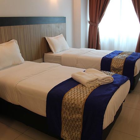 Aster Hotel Bukit Jalil Kuala Lumpur Luaran gambar